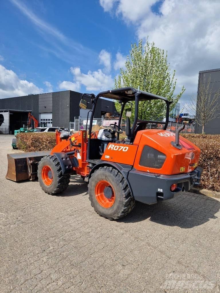 Kubota R 070 Фронтальные погрузчики