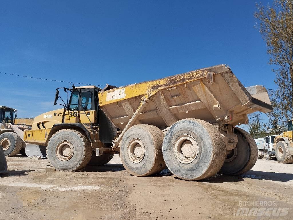 Bell B 40 D Шарнирно-сочленённые самосвалы