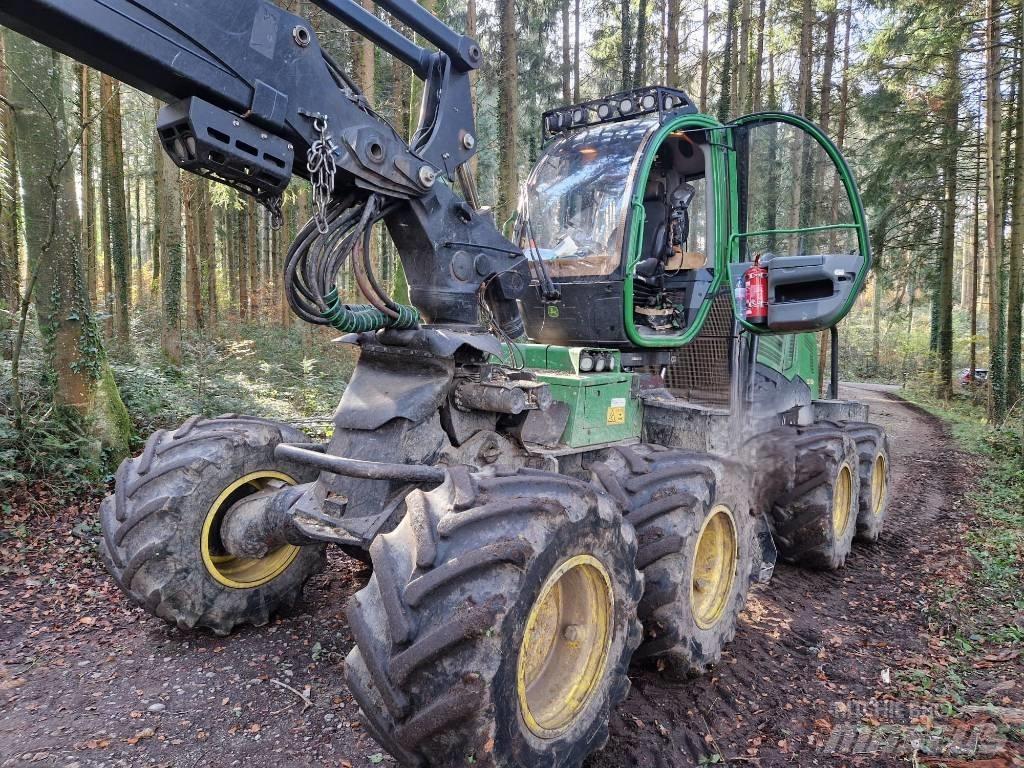 John Deere 1270 E Харвестеры
