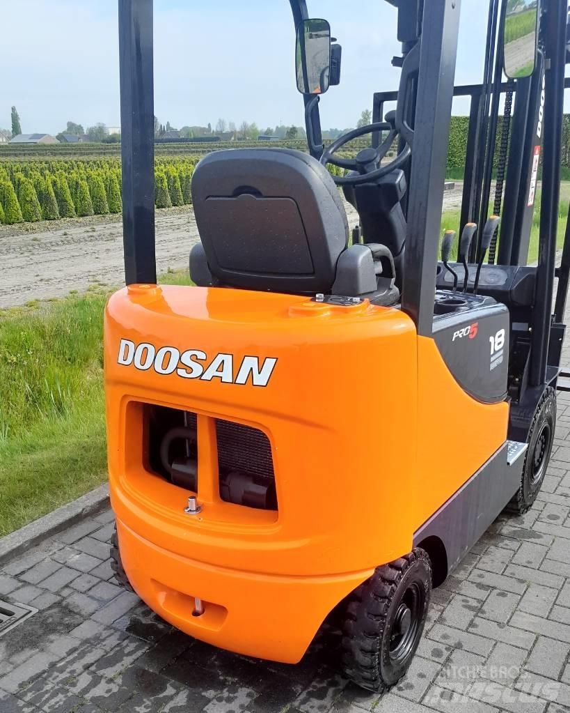 Doosan D18S PRO5 Дизельные погрузчики