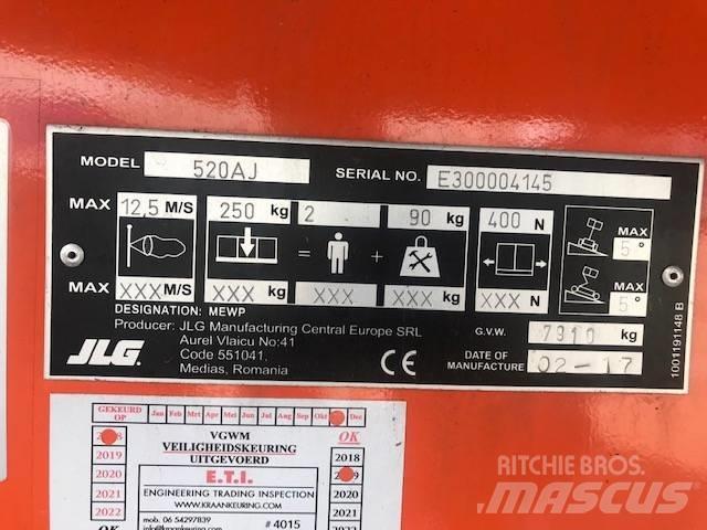 JLG 520 AJ Коленчатые подъемники