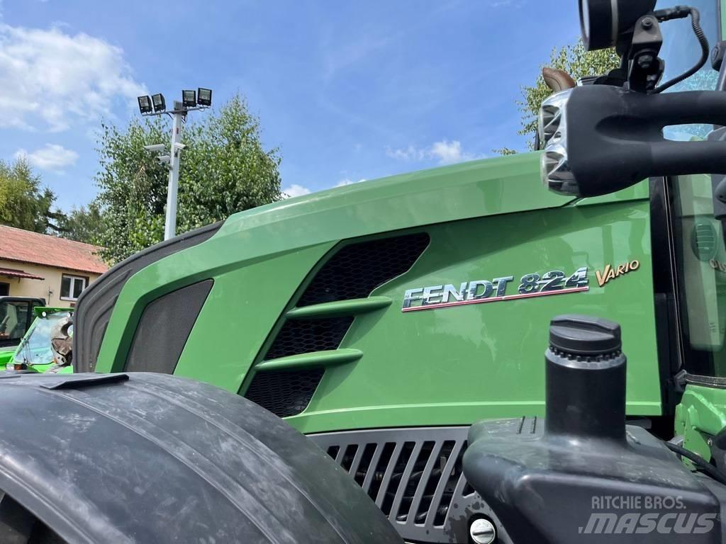 Fendt 824 VARIO Трактора