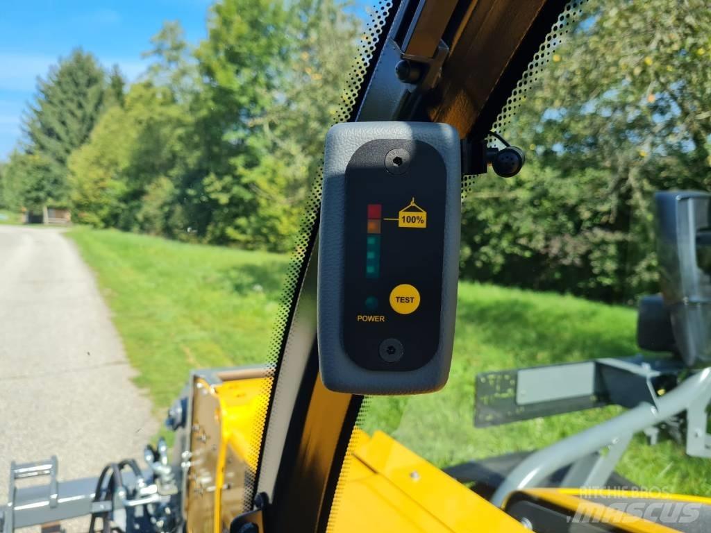 Liebherr T 32-7 Телескопические погрузчики