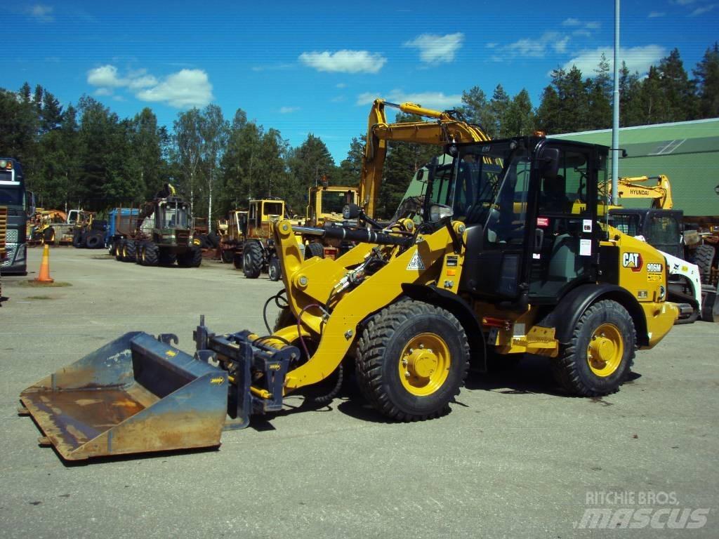 CAT 906 M Фронтальные погрузчики