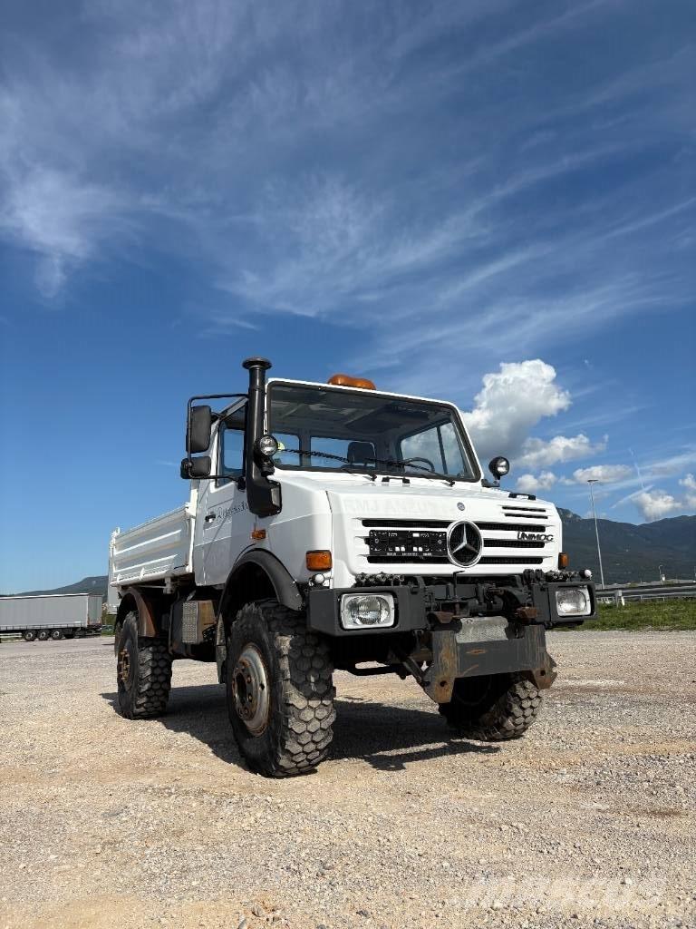 Unimog U1650 Специальные грузовики