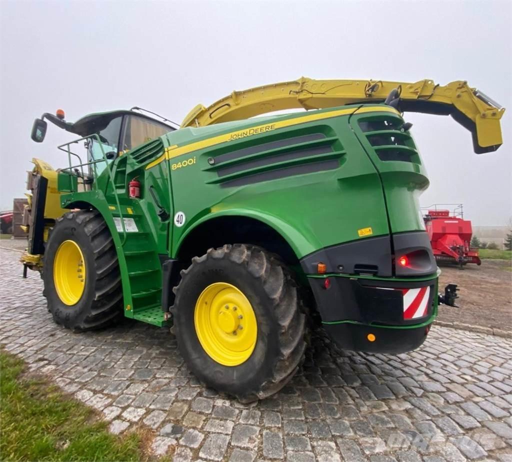 John Deere 8400i Самоходные кормоуборочные комбайны