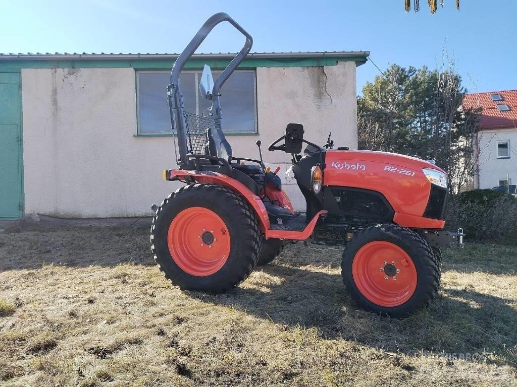 Kubota B2261 H Rops Коммунальные тракторы
