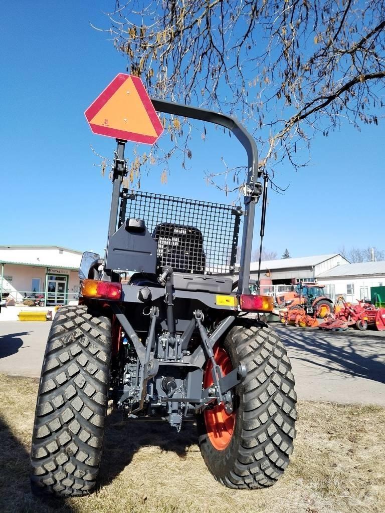Kubota B2261 H Rops Коммунальные тракторы