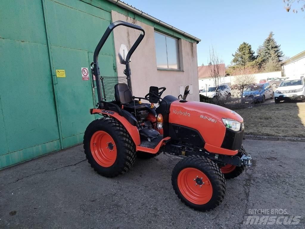 Kubota B2261 H Rops Коммунальные тракторы