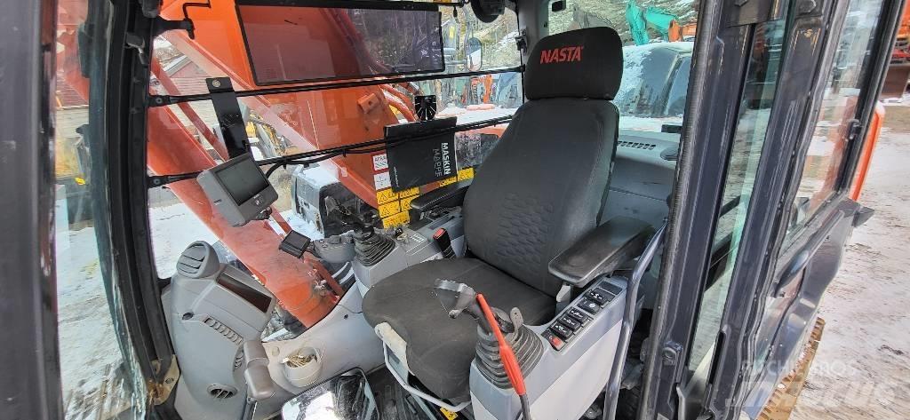 Hitachi ZX 210 LC-6 Гусеничные экскаваторы