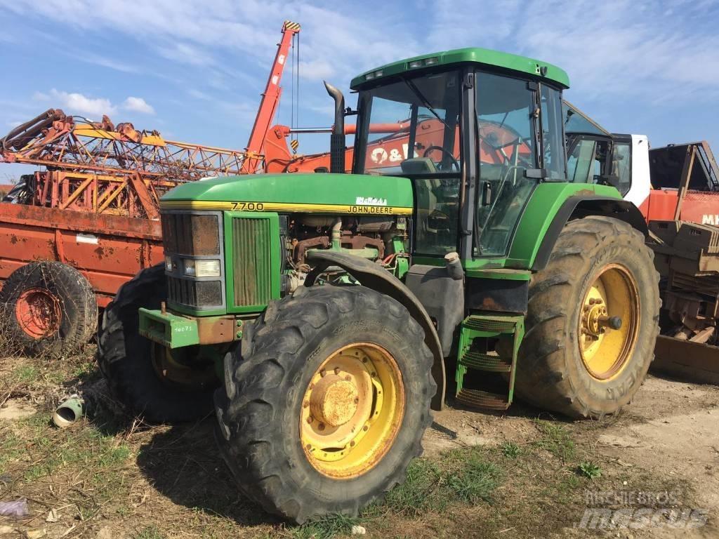John Deere 7700 Трактора