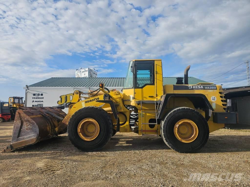 Komatsu WA 380-3H Фронтальные погрузчики