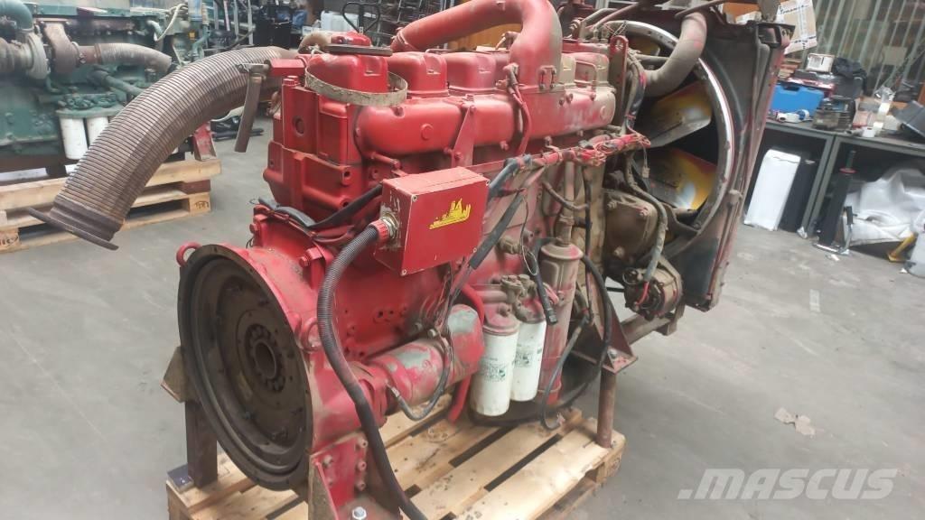 Volvo TD121G Двигатели