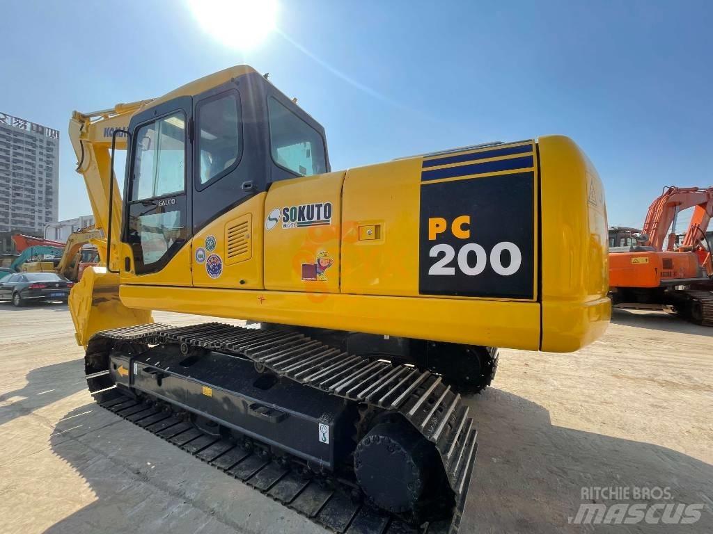 Komatsu PC 200 Гусеничные экскаваторы