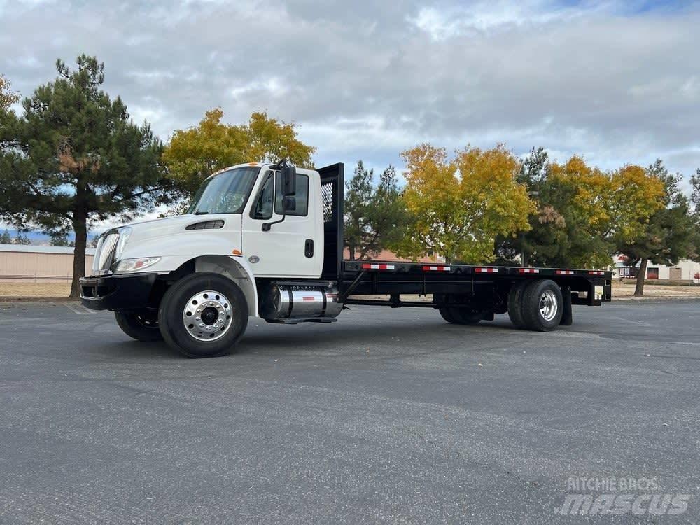 International 4300 Грузовики-платформы/боковая разгрузка