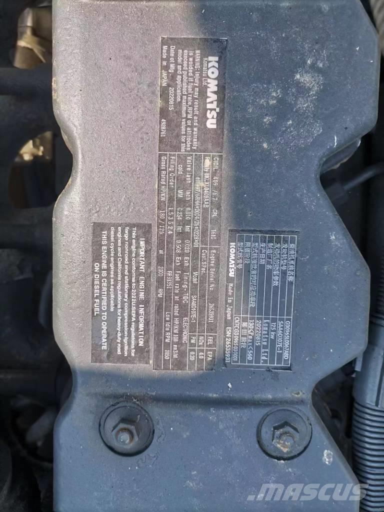 Komatsu PC 220-8 Гусеничные экскаваторы