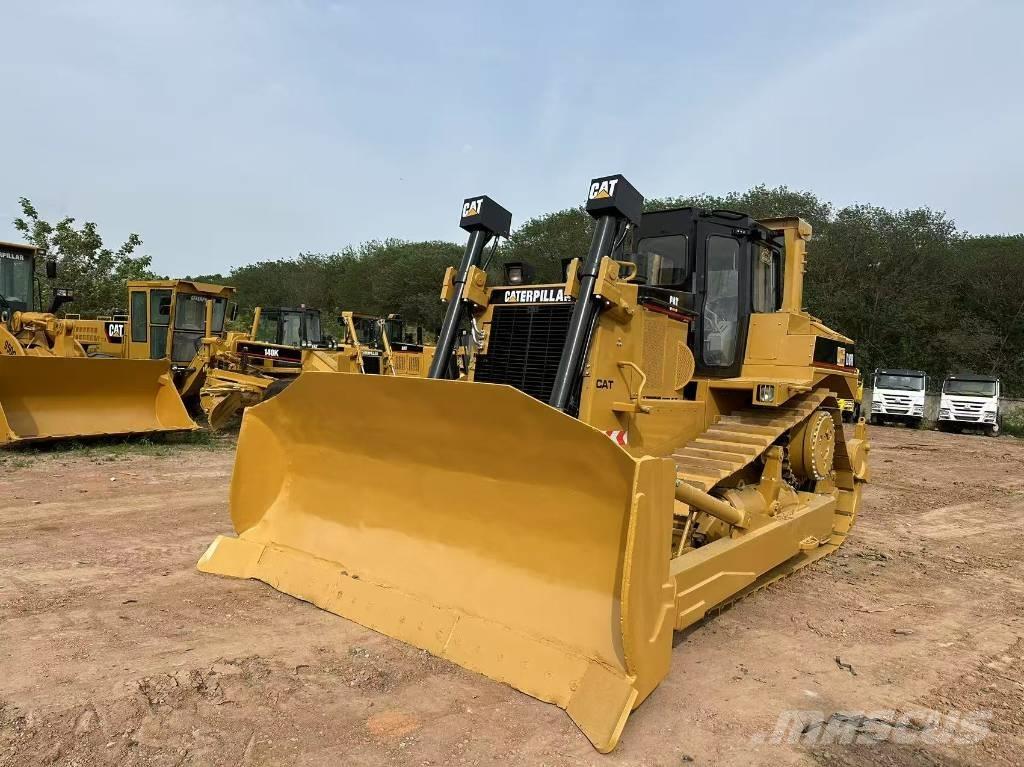 CAT D8R Гусеничные бульдозеры