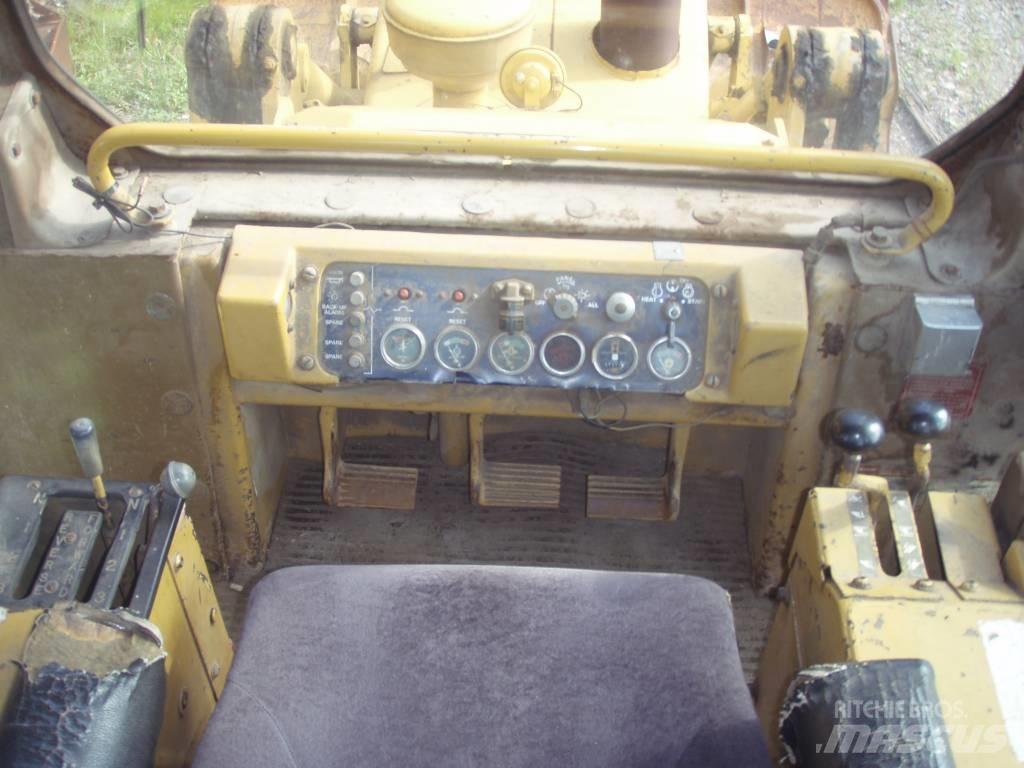 CAT 955 L Гусеничные фронтальные погрузчики