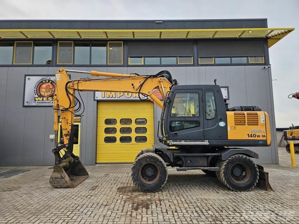 Hyundai R140W-7A Колёсные экскаваторы