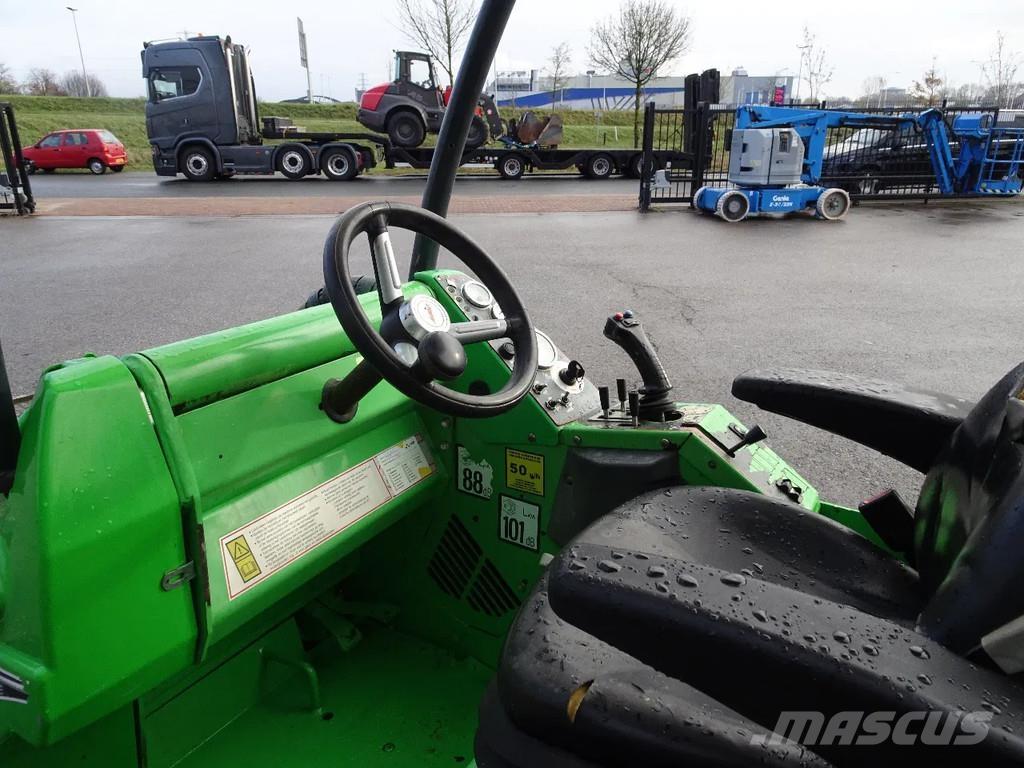 Avant 750 Малые погрузчики