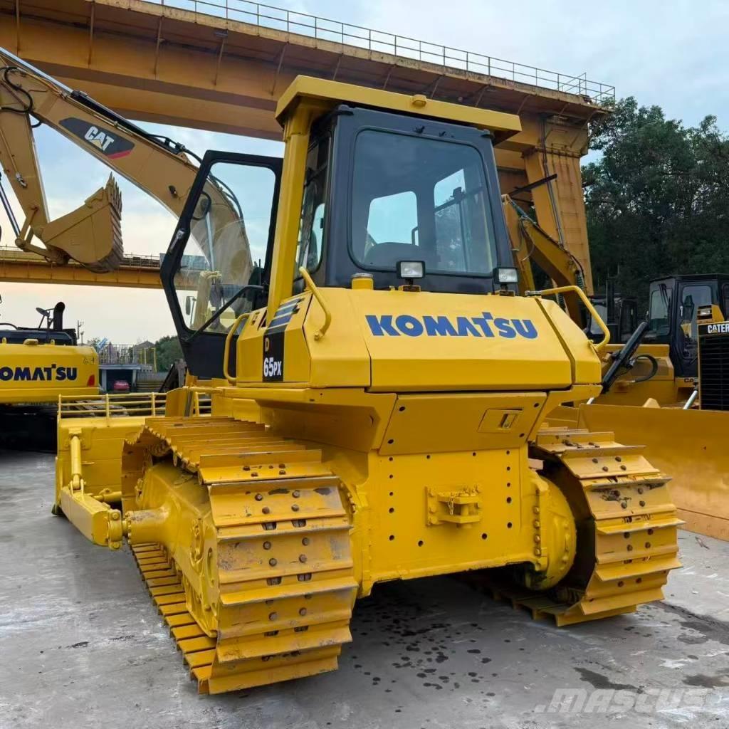 Komatsu D65PX-12E Гусеничные бульдозеры