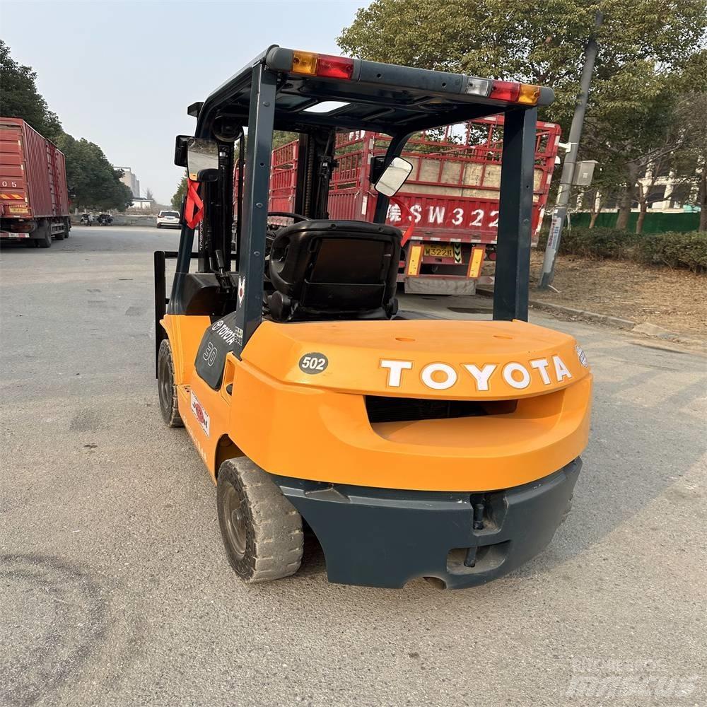 Toyota 62-7 FD N 30 Дизельные погрузчики