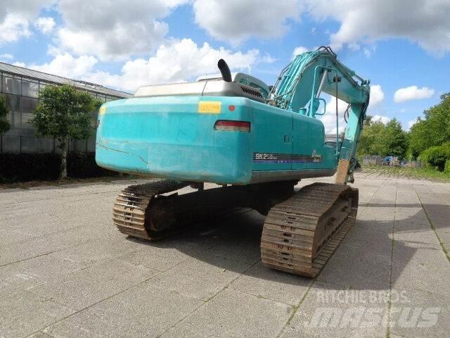 Kobelco SK250NLC Гусеничные экскаваторы