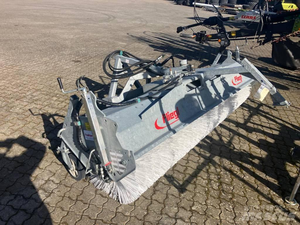 Fliegl Kost 2,8 m. Навесное оборудование и запчасти
