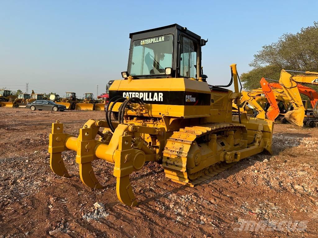 CAT D6G Гусеничные бульдозеры