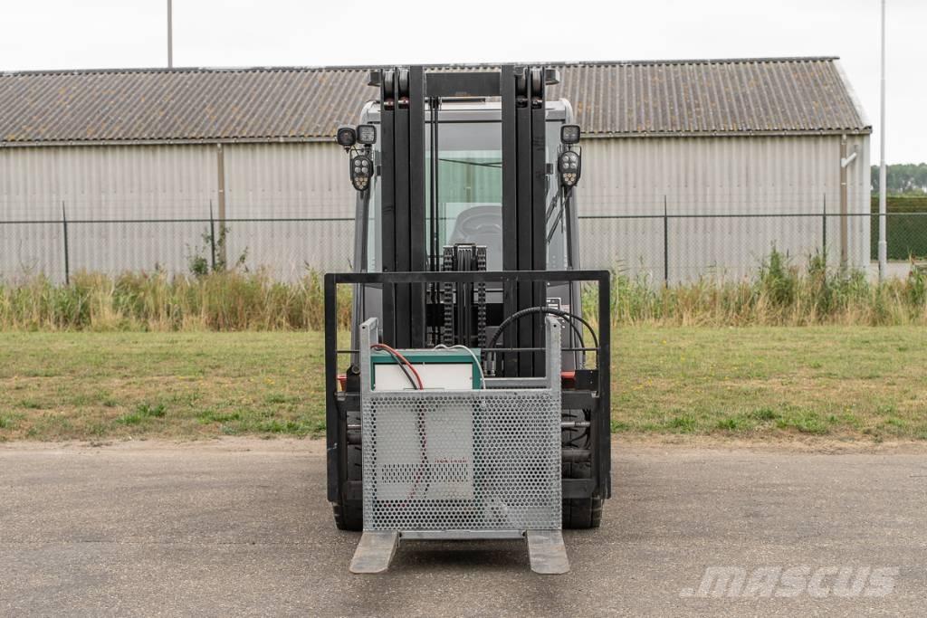 Manitou ME 450 Электропогрузчики