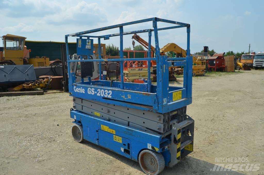 Genie GS 2032 Ножничные подъемники