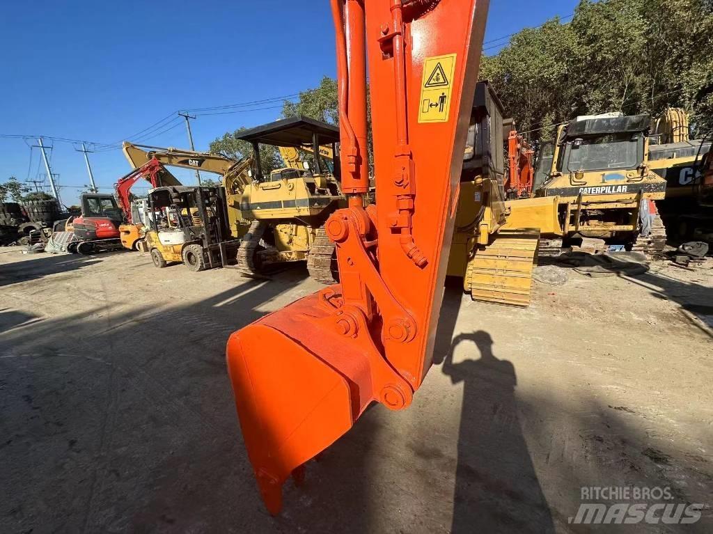 Hitachi ZX 75 Гусеничные экскаваторы