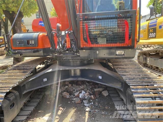 Doosan DX 225 LC Гусеничные экскаваторы