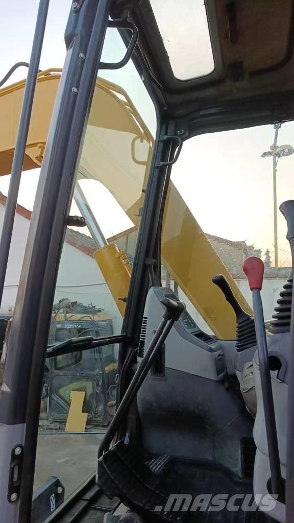 Komatsu PC 78 US Гусеничные экскаваторы