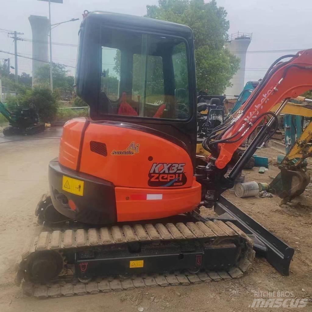 Kubota U 35 Мини-экскаваторы