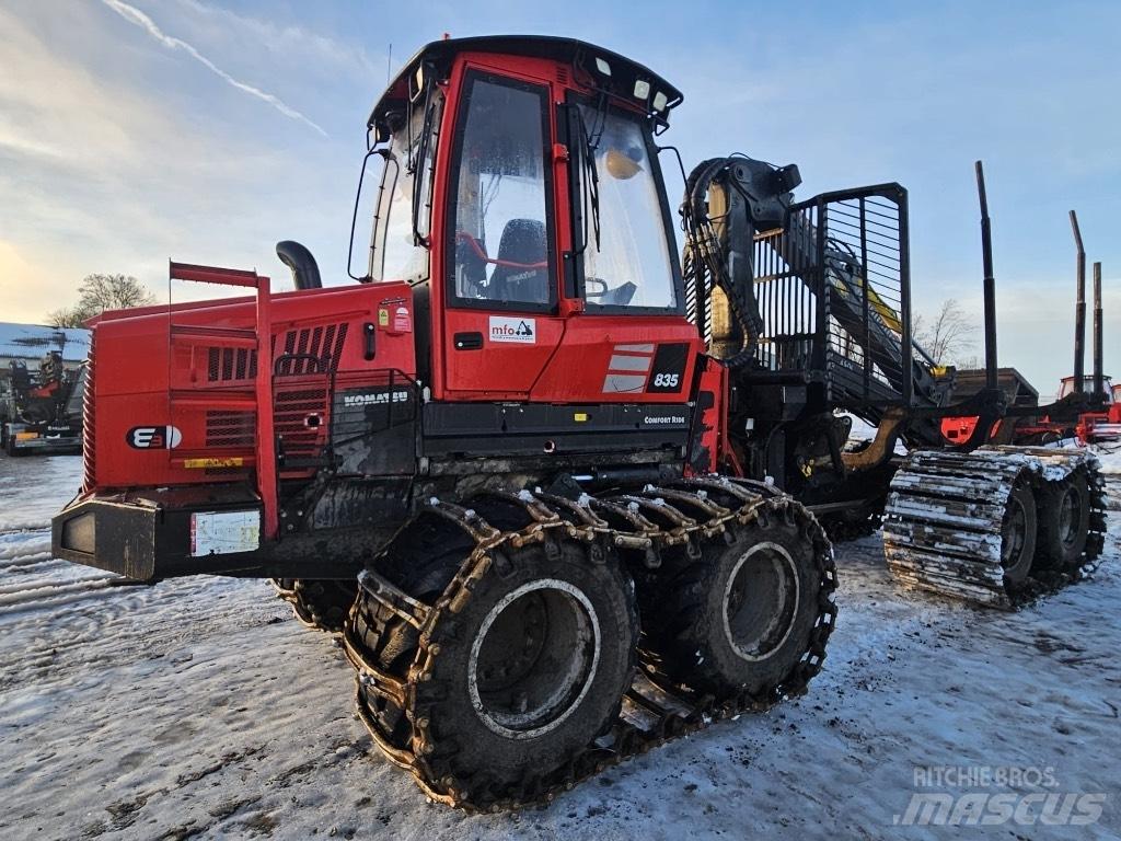 Komatsu 835 Форвардеры