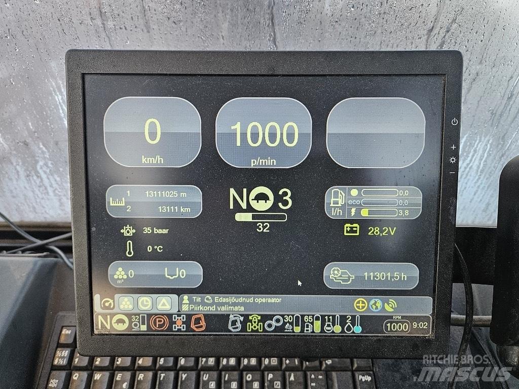 Komatsu 835 Форвардеры