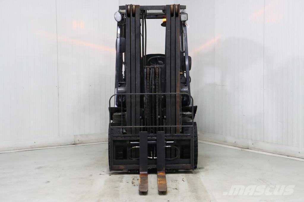 Nissan U1D2A20LQ Газовые погрузчики