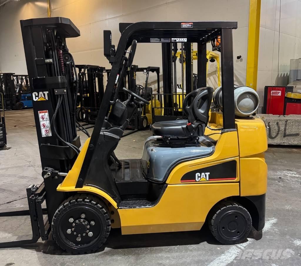 CAT FGC25N Другие складские механизмы