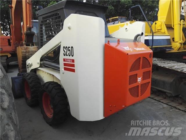 Bobcat S 250 Мини-погрузчики