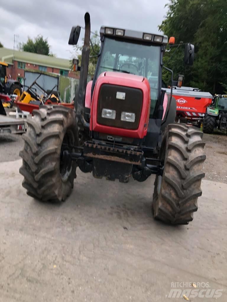 Massey Ferguson 8240 Трактора