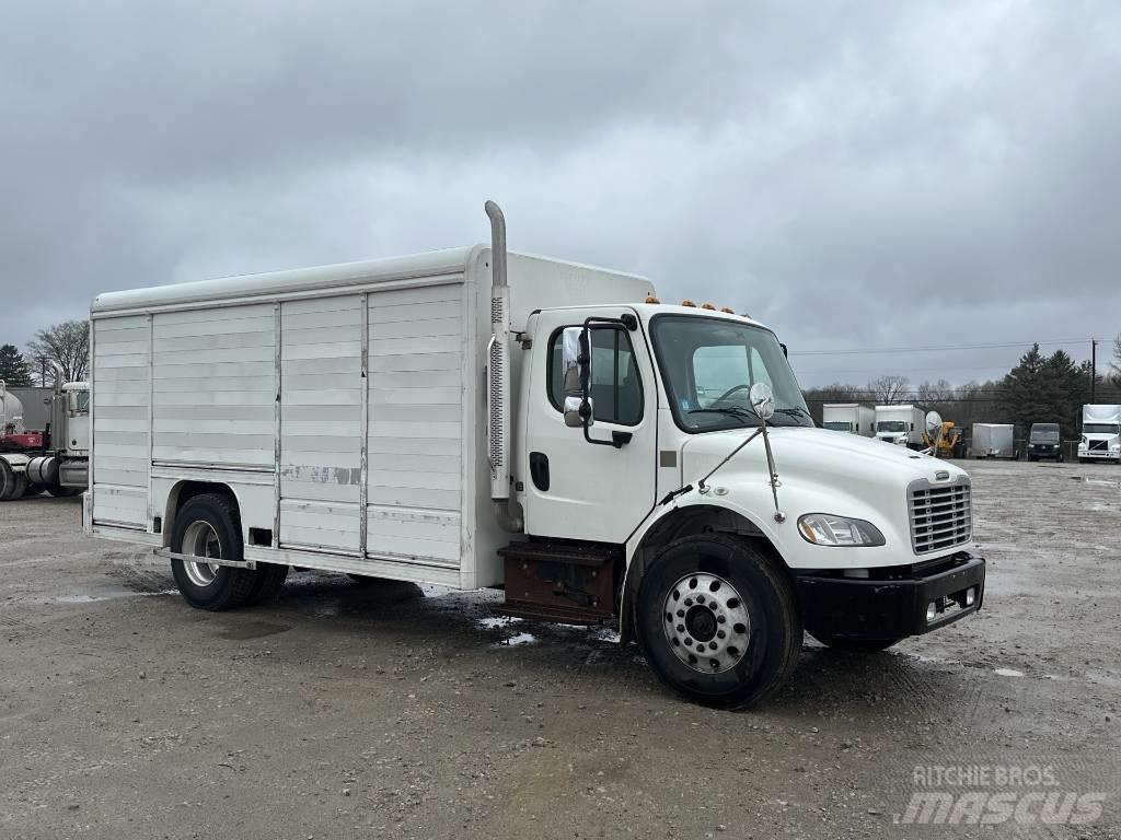 Freightliner M2 Грузовики для доставки напитков