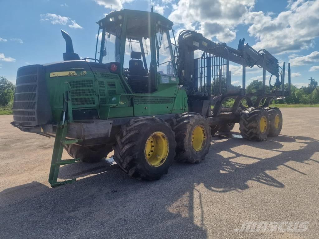John Deere 1110G Форвардеры