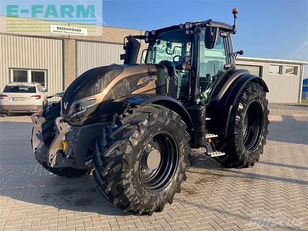Valtra t215a Трактора
