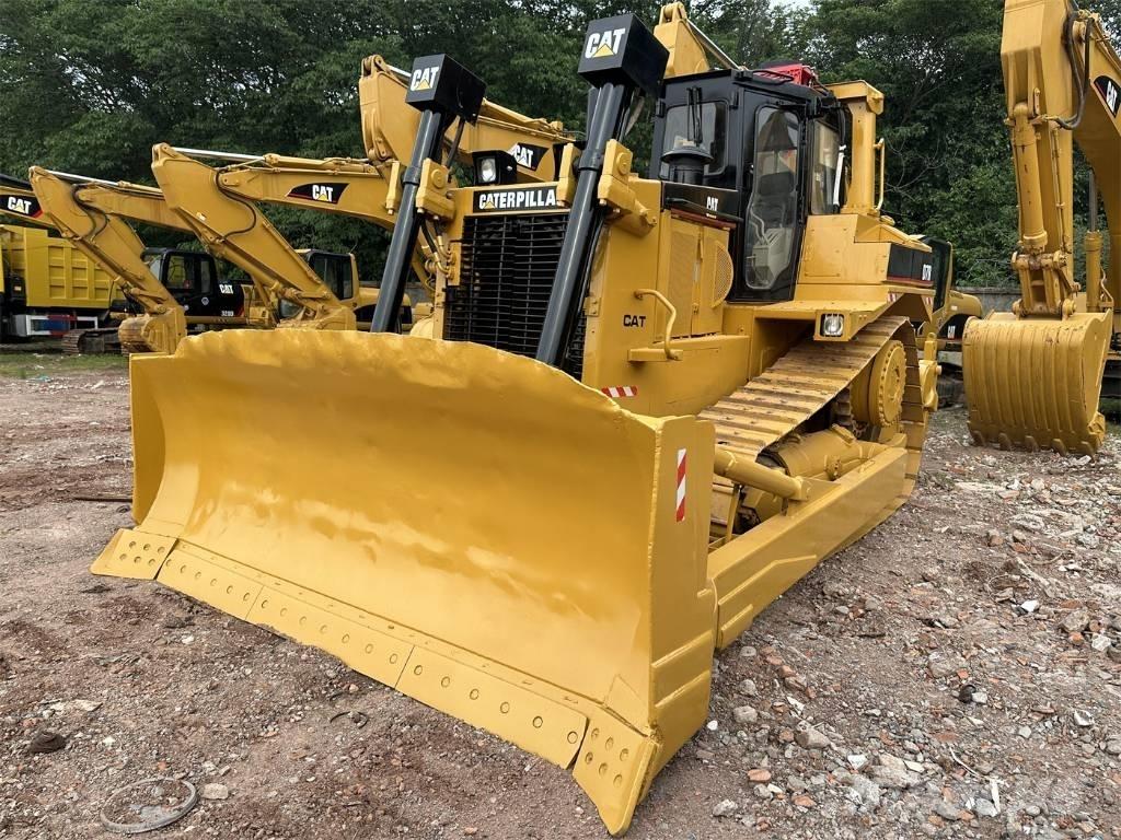 CAT D7R Гусеничные бульдозеры
