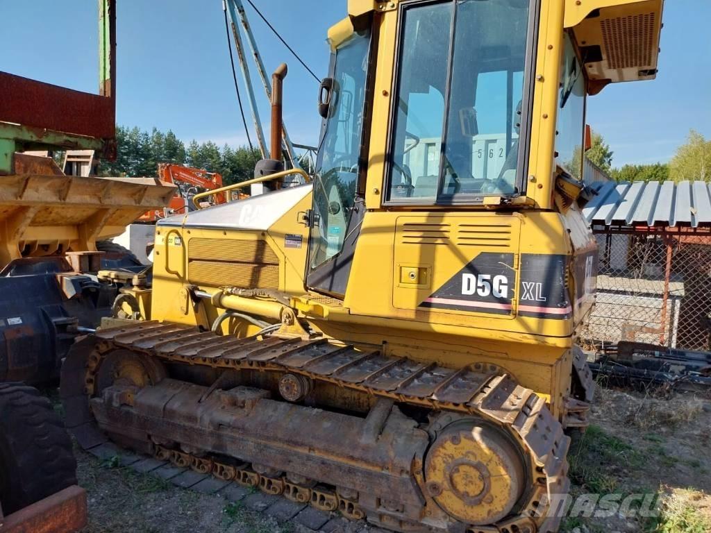 CAT D 5 G XL Гусеничные бульдозеры