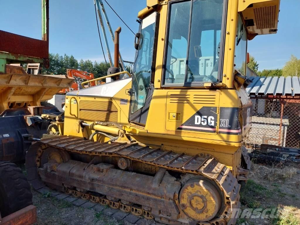 CAT D 5 G XL Гусеничные бульдозеры