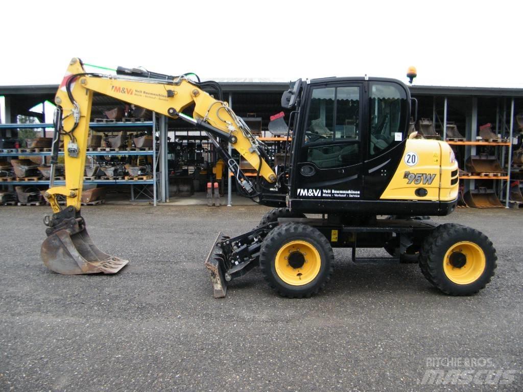 Yanmar B95W Колёсные экскаваторы