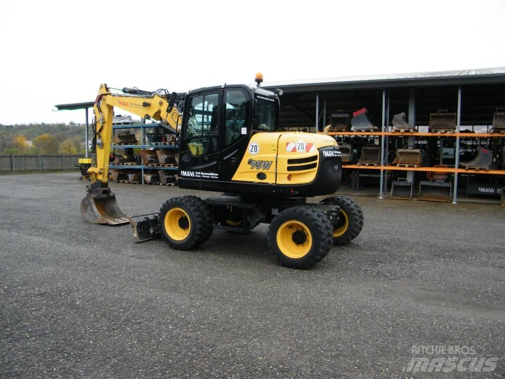 Yanmar B95W Колёсные экскаваторы