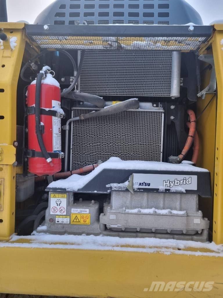 Komatsu HB 215 LC-2 Гусеничные экскаваторы